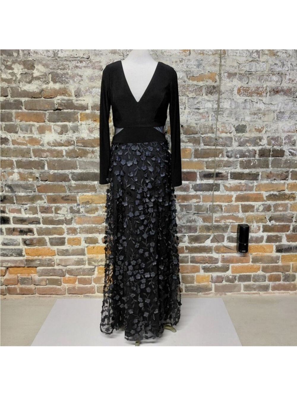 Xscape Formal Evening Gown Size 8 Black Wedding Romantic Cocktail Party Dress - Picture 5 of 7